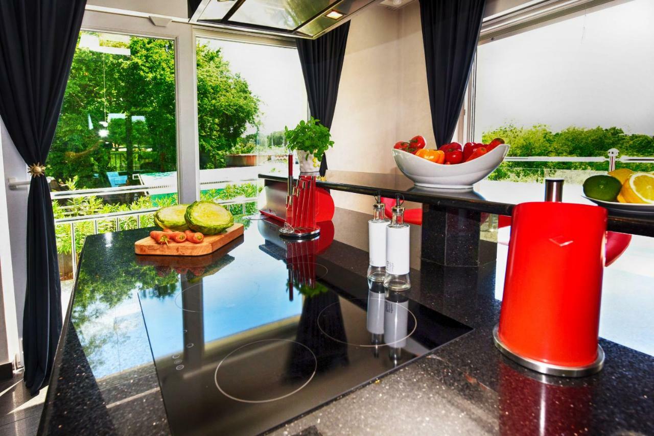 Villa Valerio Пореч Экстерьер фото